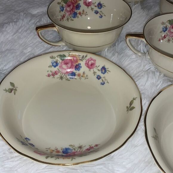 Vintage 1930’s Selb Bavaria Heinrich & Co Tea Cups and Bowls - Picture 2 of 16